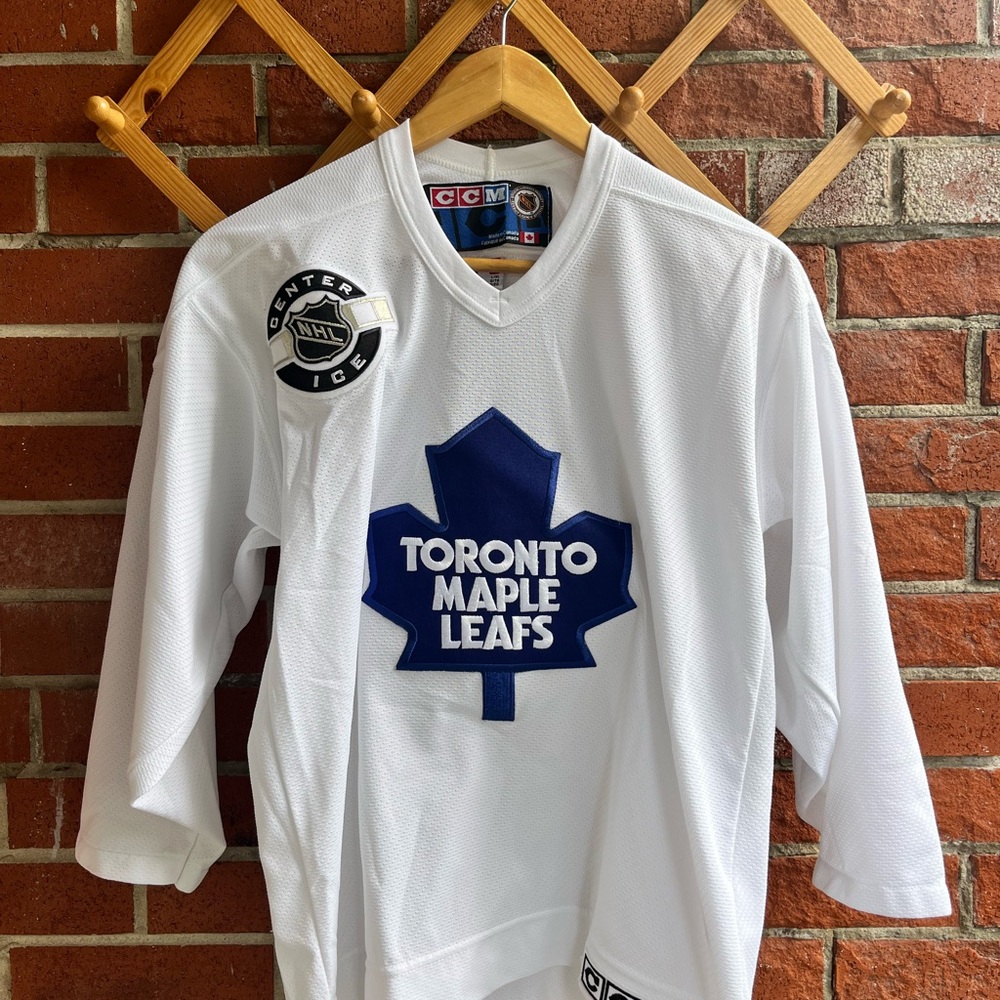Vintage Kids and Youth Hockey Jersey -Centre Ice - NHL Official Licensed Clothes
